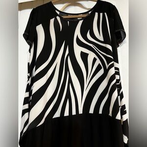 Elegant Black and White Zebra Print Blouse